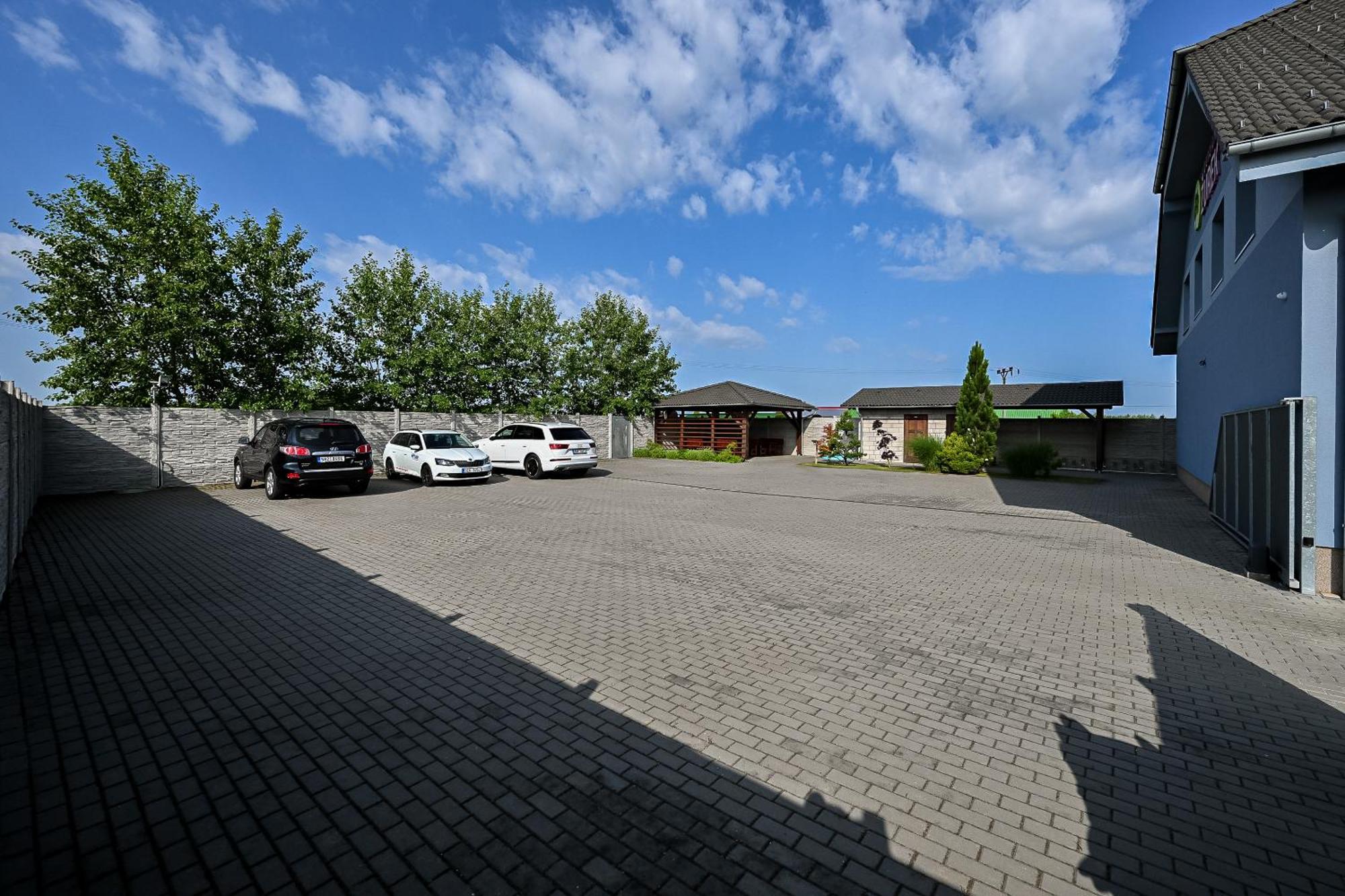 Penzion Zurek Velké Bílovice Zewnętrze zdjęcie